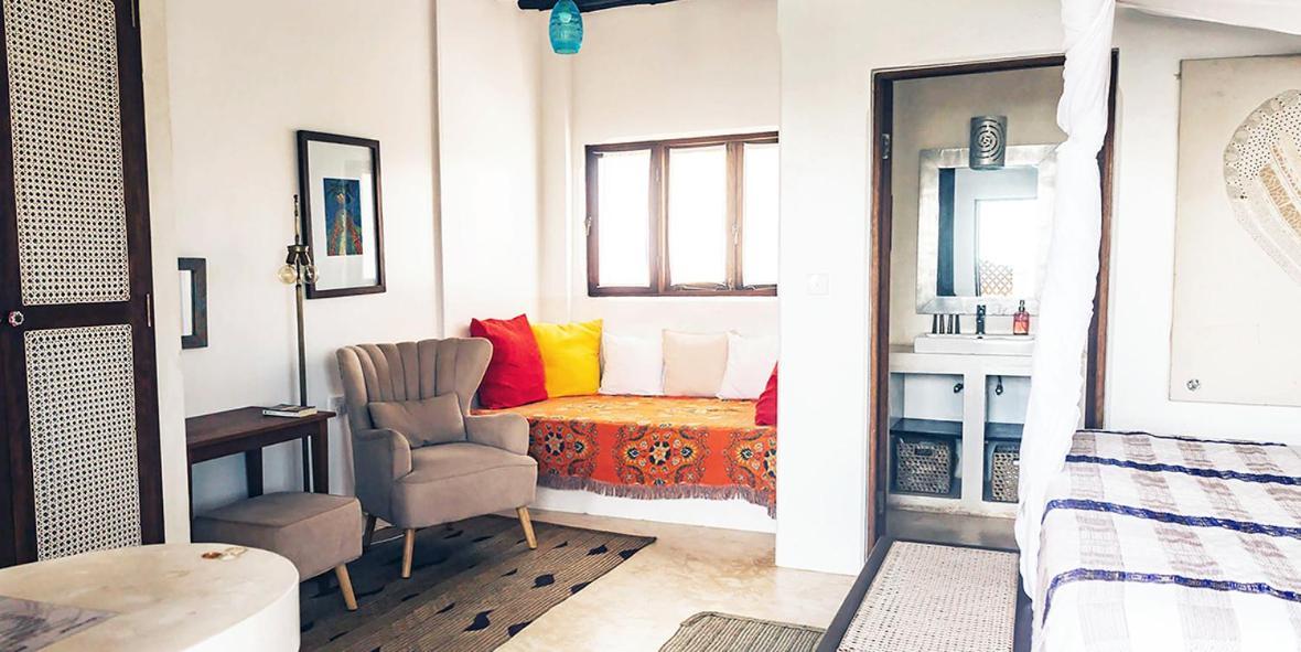 Jua House Bed & Breakfast Lamu Exterior photo